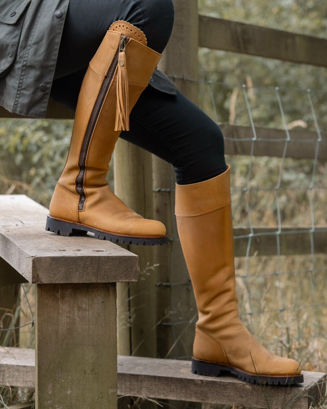 Cascada Original Waterproof Leather Boots - Tan